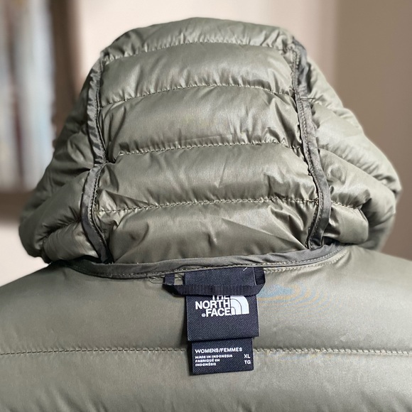 The North Face Stretch Down Parka - Picture 13 of 16